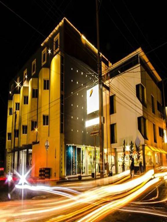 Hotel RS Suites Tuxtla Gutiérrez Exterior foto